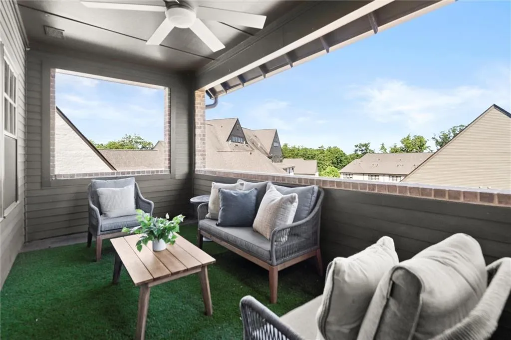 6601 Cadence Boulevard, Atlanta, Georgia 30328, 3 Bedrooms Bedrooms, ,4 BathroomsBathrooms,Residential,For Sale,6601 Cadence Boulevard,7617309