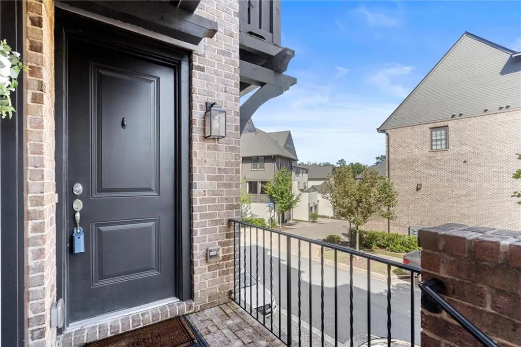 6601 Cadence Boulevard, Atlanta, Georgia 30328, 3 Bedrooms Bedrooms, ,4 BathroomsBathrooms,Residential,For Sale,6601 Cadence Boulevard,7617309