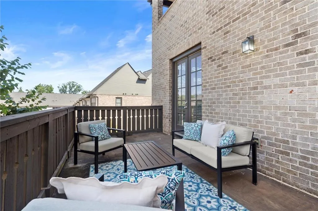 6601 Cadence Boulevard, Atlanta, Georgia 30328, 3 Bedrooms Bedrooms, ,4 BathroomsBathrooms,Residential,For Sale,6601 Cadence Boulevard,7617309