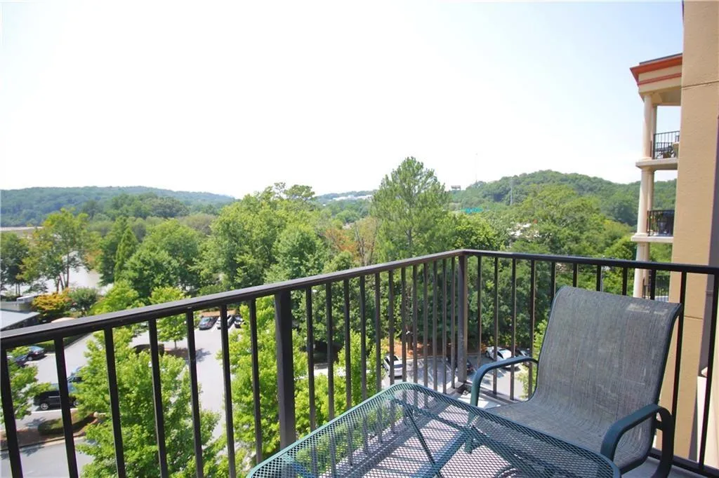 200 River Vista Drive Unit 641, Sandy Springs, Georgia 30339, 2 Bedrooms Bedrooms, ,2 BathroomsBathrooms,Residential,Sold,200 River Vista Drive Unit 641,6622443