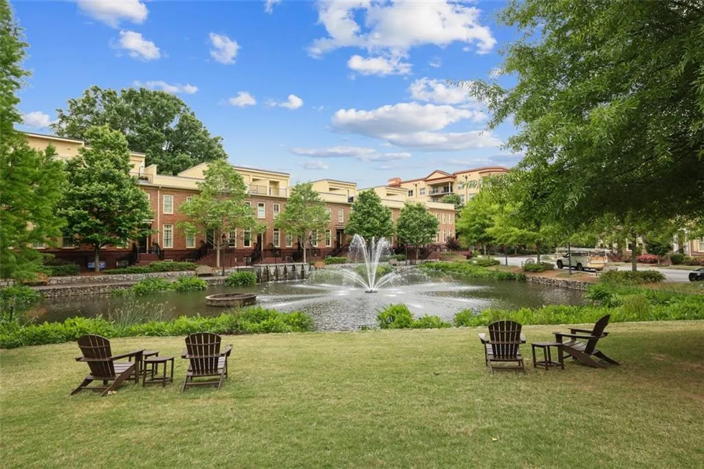 200 River Vista Drive Unit 429, Atlanta, Georgia 30339, 1 Bedroom Bedrooms, ,1 BathroomBathrooms,Residential,Sold,200 River Vista Drive Unit 429,7437681