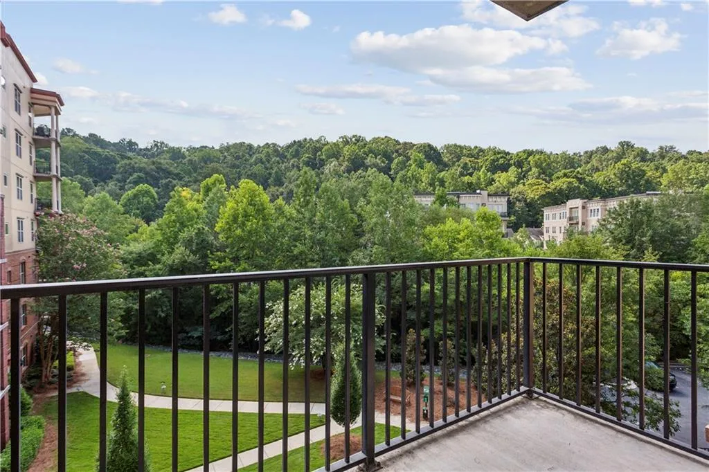 200 River Vista Drive Unit 429, Atlanta, Georgia 30339, 1 Bedroom Bedrooms, ,1 BathroomBathrooms,Residential,Sold,200 River Vista Drive Unit 429,7437681
