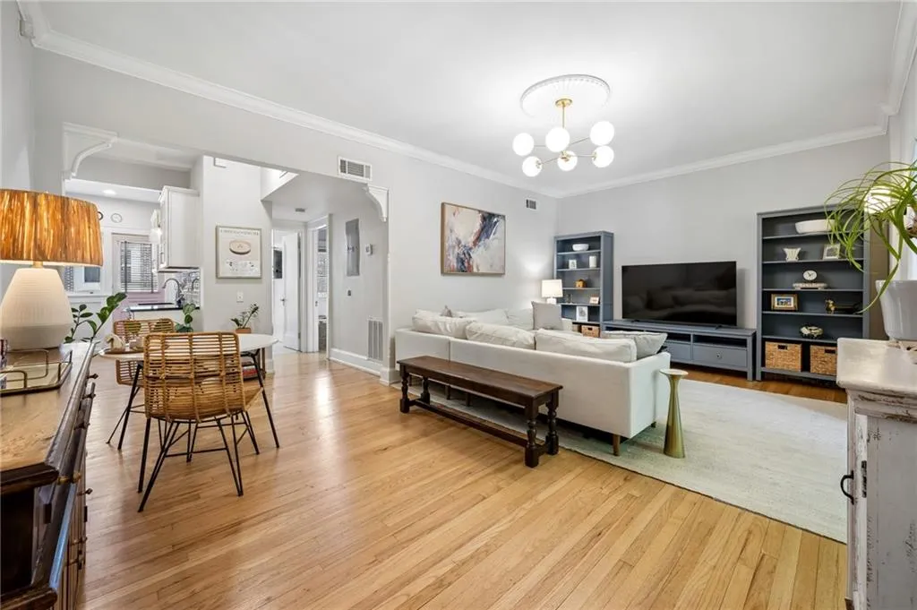 22 Collier Road Nw Unit 7, Atlanta, Georgia 30309, 1 Bedroom Bedrooms, 0 ,1 BathroomBathrooms,Residential,Sold,22 Collier Road Nw Unit 7,7782690
