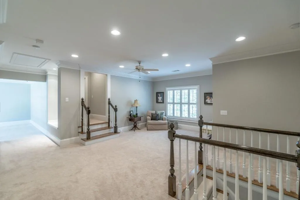 8410 Lazy Oaks Court, Sandy Springs, Georgia 30350, 6 Bedrooms Bedrooms, ,6 BathroomsBathrooms,Residential,Sold,8410 Lazy Oaks Court,6792774