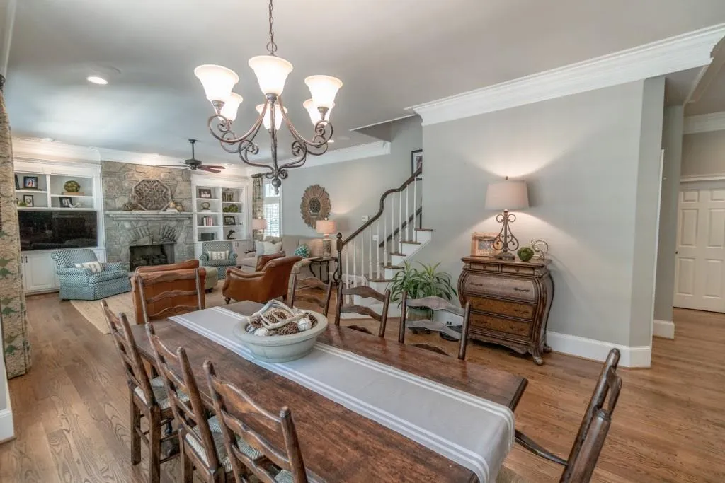 8410 Lazy Oaks Court, Sandy Springs, Georgia 30350, 6 Bedrooms Bedrooms, ,6 BathroomsBathrooms,Residential,Sold,8410 Lazy Oaks Court,6792774