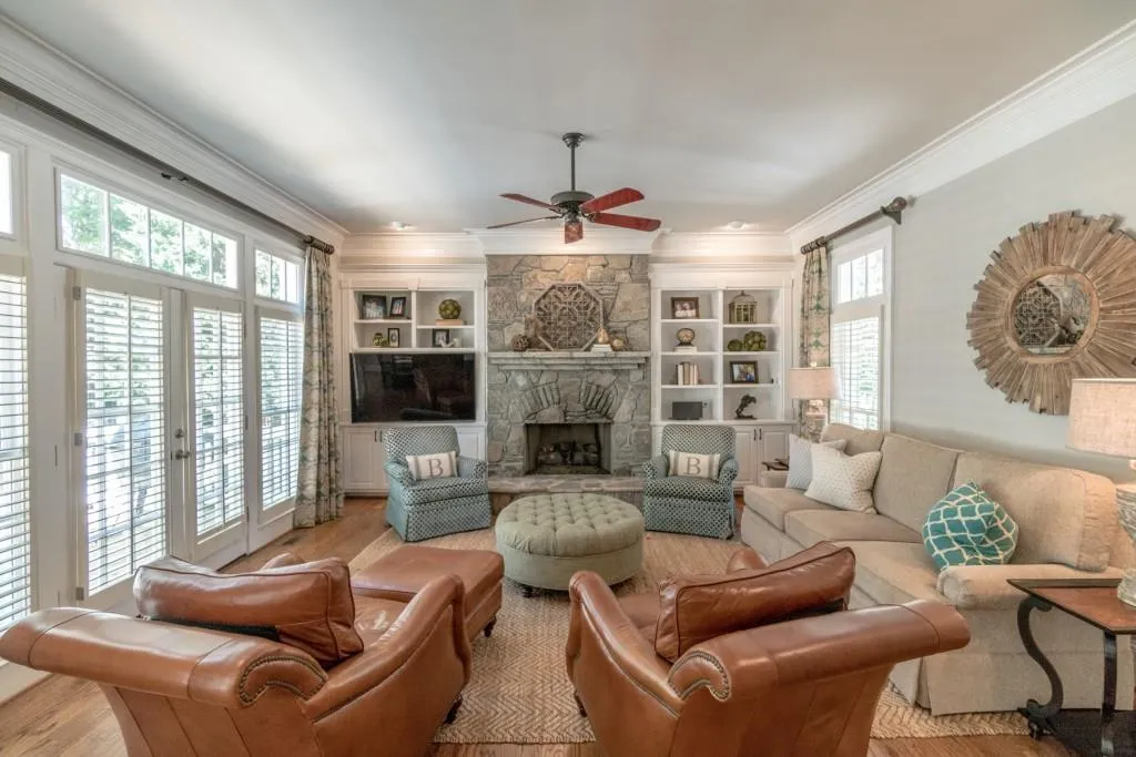 8410 Lazy Oaks Court, Sandy Springs, Georgia 30350, 6 Bedrooms Bedrooms, ,6 BathroomsBathrooms,Residential,Sold,8410 Lazy Oaks Court,6792774