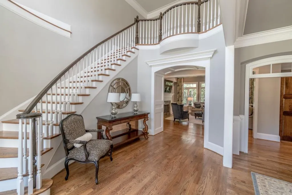 8410 Lazy Oaks Court, Sandy Springs, Georgia 30350, 6 Bedrooms Bedrooms, ,6 BathroomsBathrooms,Residential,Sold,8410 Lazy Oaks Court,6792774