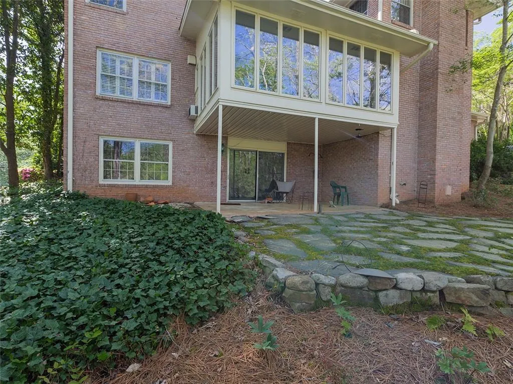 910 Edgewater Trail, Sandy Springs, Georgia 30328, 4 Bedrooms Bedrooms, ,3 BathroomsBathrooms,Residential,Sold,910 Edgewater Trail,6869060 910 Edgewater Trail, Sandy Springs, Georgia 30328, 4 Bedrooms Bedrooms, ,3 BathroomsBathrooms,Residential,Sold,910 Edgewater Trail,6869060