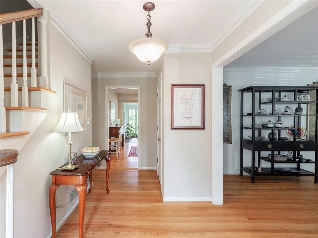 910 Edgewater Trail, Sandy Springs, Georgia 30328, 4 Bedrooms Bedrooms, ,3 BathroomsBathrooms,Residential,Sold,910 Edgewater Trail,6869060 910 Edgewater Trail, Sandy Springs, Georgia 30328, 4 Bedrooms Bedrooms, ,3 BathroomsBathrooms,Residential,Sold,910 Edgewater Trail,6869060