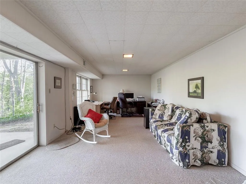 910 Edgewater Trail, Sandy Springs, Georgia 30328, 4 Bedrooms Bedrooms, ,3 BathroomsBathrooms,Residential,Sold,910 Edgewater Trail,6869060 910 Edgewater Trail, Sandy Springs, Georgia 30328, 4 Bedrooms Bedrooms, ,3 BathroomsBathrooms,Residential,Sold,910 Edgewater Trail,6869060