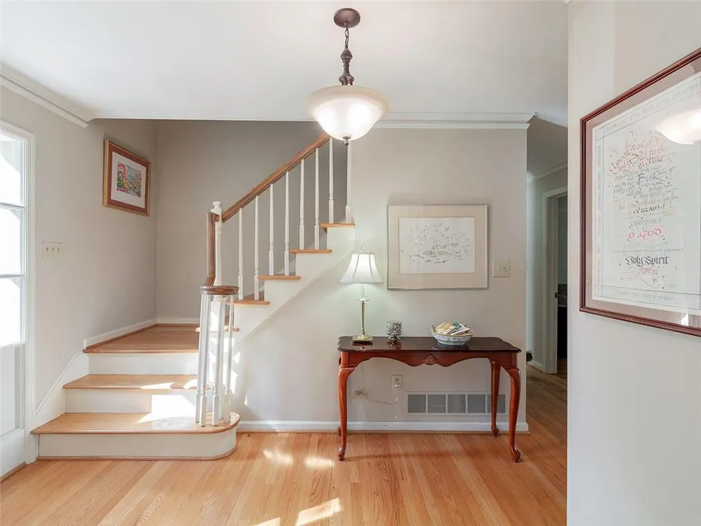 910 Edgewater Trail, Sandy Springs, Georgia 30328, 4 Bedrooms Bedrooms, ,3 BathroomsBathrooms,Residential,Sold,910 Edgewater Trail,6869060 910 Edgewater Trail, Sandy Springs, Georgia 30328, 4 Bedrooms Bedrooms, ,3 BathroomsBathrooms,Residential,Sold,910 Edgewater Trail,6869060