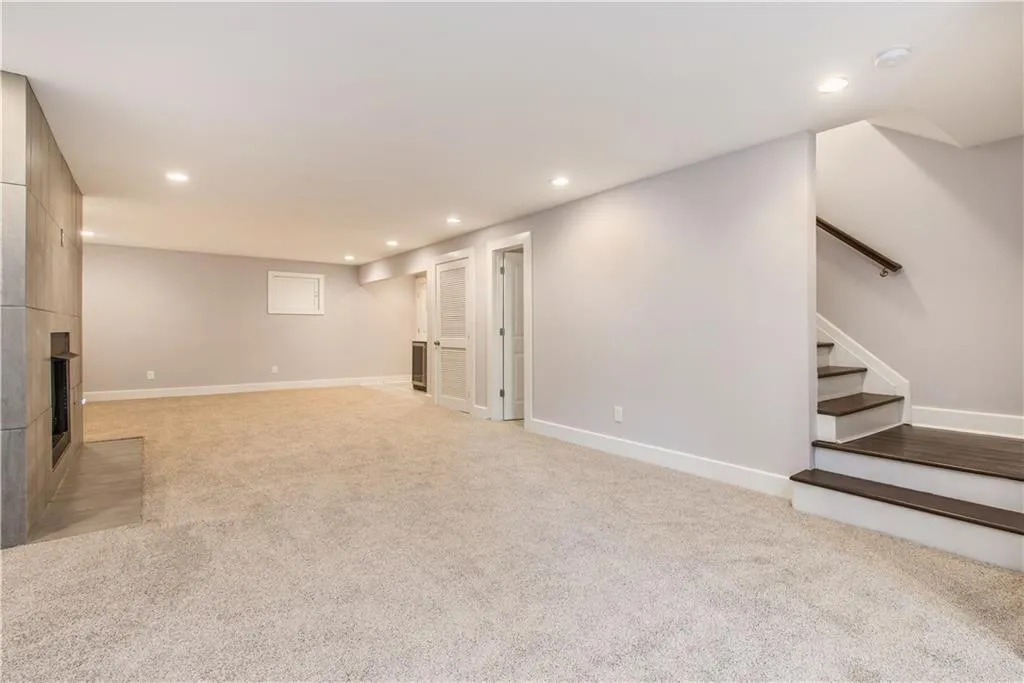 20 Serendipity Way, Sandy Springs, Georgia 30350, 5 Bedrooms Bedrooms, ,4 BathroomsBathrooms,Residential,Sold,20 Serendipity Way,5748034