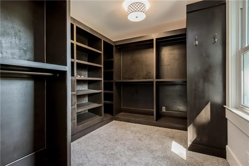 20 Serendipity Way, Sandy Springs, Georgia 30350, 5 Bedrooms Bedrooms, ,4 BathroomsBathrooms,Residential,Sold,20 Serendipity Way,5748034