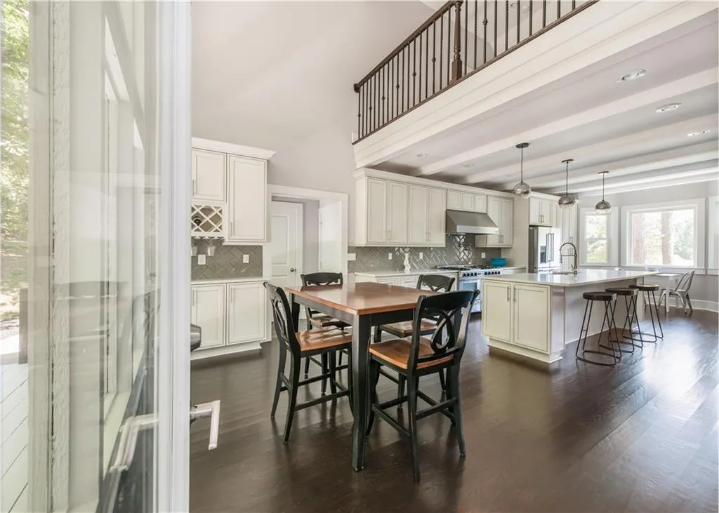 20 Serendipity Way, Sandy Springs, Georgia 30350, 5 Bedrooms Bedrooms, ,4 BathroomsBathrooms,Residential,Sold,20 Serendipity Way,5748034