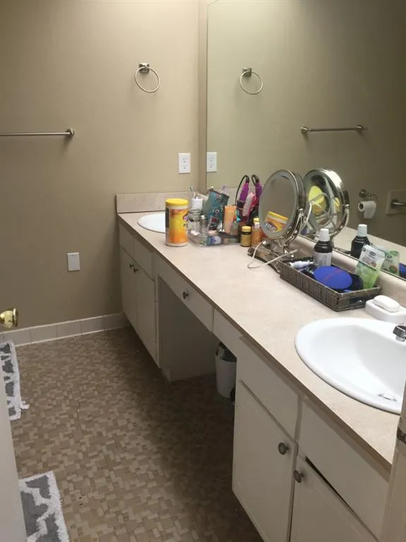 6851 Roswell Road Unit I-16, Sandy Springs, Georgia 30328, 3 Bedrooms Bedrooms, ,2 BathroomsBathrooms,Residential,Sold,6851 Roswell Road Unit I-16,5860093