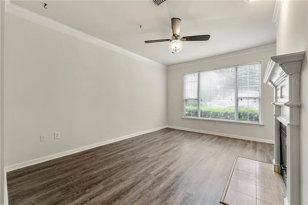 2400 Cumberland Parkway Se Unit 411, Atlanta, Georgia 30339, 2 Bedrooms Bedrooms, ,1 BathroomBathrooms,Residential,For Sale,2400 Cumberland Parkway Se Unit 411,7619612