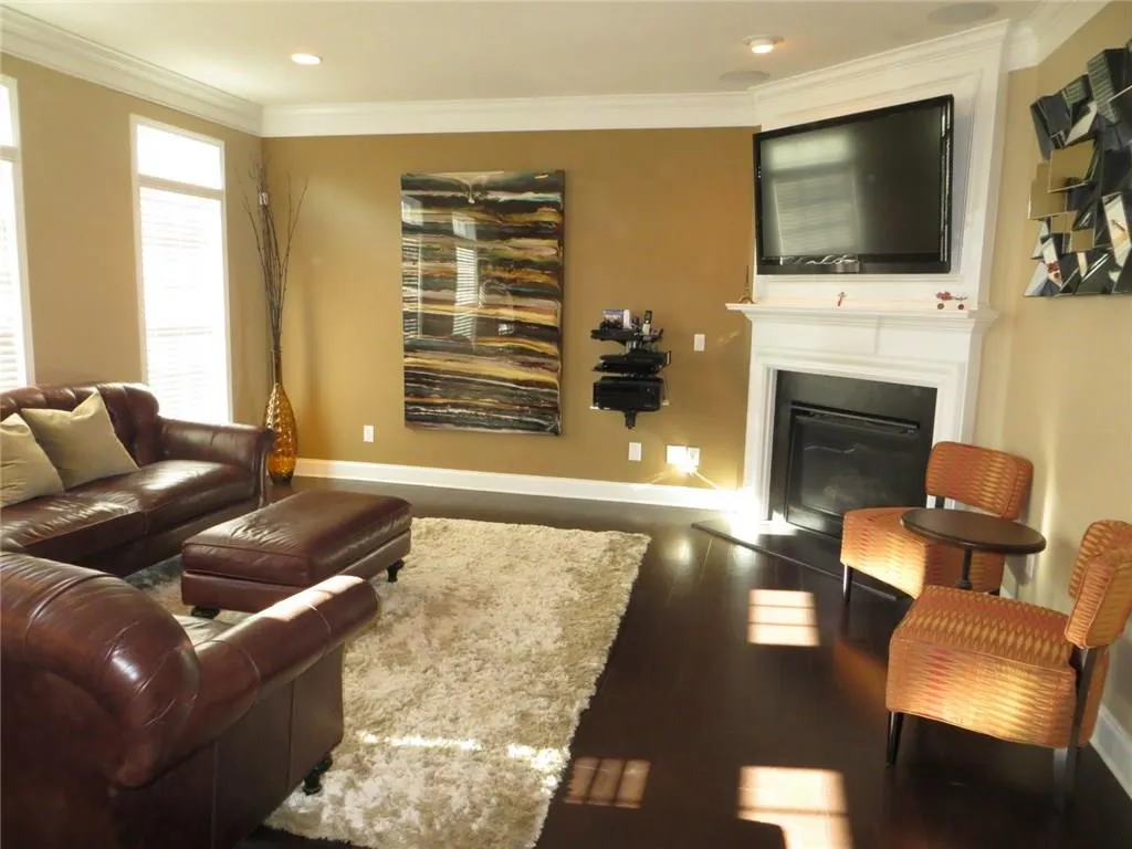 4917 Greylock Walk Unit 21, Atlanta, Georgia 30339, 4 Bedrooms Bedrooms, ,2 BathroomsBathrooms,Residential,Sold,4917 Greylock Walk Unit 21,5674076