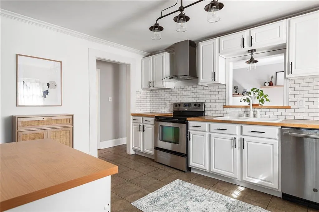 2635 Church Street Nw, Atlanta, Georgia 30318, 3 Bedrooms Bedrooms, ,2 BathroomsBathrooms,Residential,For Sale,2635 Church Street Nw,7623471