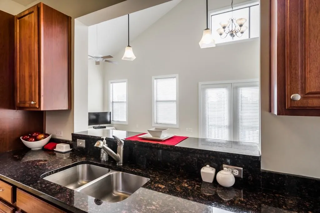 799 Hammond Drive Ne Unit 429, Sandy Springs, Georgia 30328, 2 Bedrooms Bedrooms, ,2 BathroomsBathrooms,Residential,Sold,799 Hammond Drive Ne Unit 429,5661814