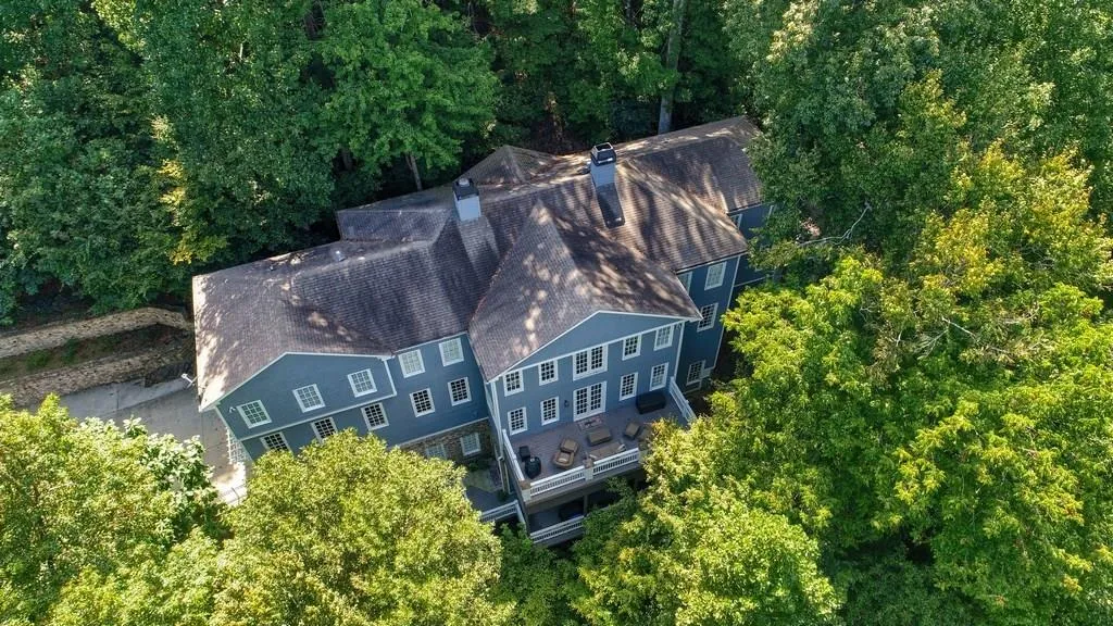 4956 Powers Ferry Road, Atlanta, Georgia 30327, 5 Bedrooms Bedrooms, ,4 BathroomsBathrooms,Residential,Sold,4956 Powers Ferry Road,6073313