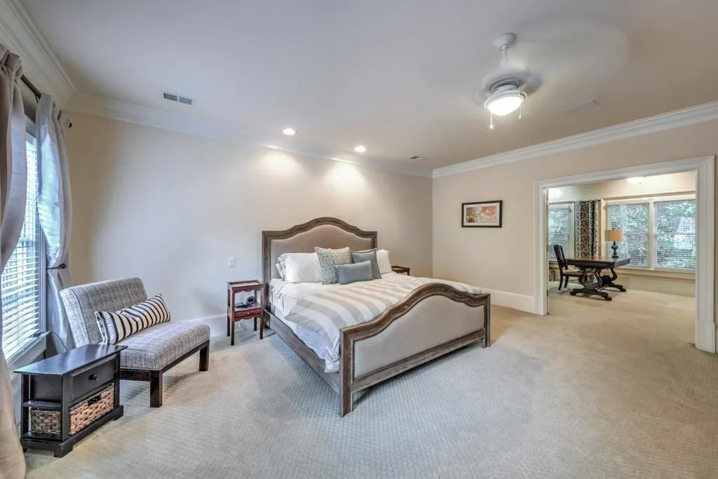 4956 Powers Ferry Road, Atlanta, Georgia 30327, 5 Bedrooms Bedrooms, ,4 BathroomsBathrooms,Residential,Sold,4956 Powers Ferry Road,6073313