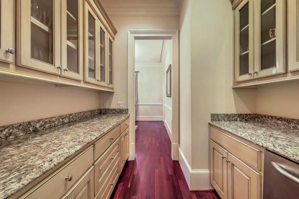 4956 Powers Ferry Road, Atlanta, Georgia 30327, 5 Bedrooms Bedrooms, ,4 BathroomsBathrooms,Residential,Sold,4956 Powers Ferry Road,6073313