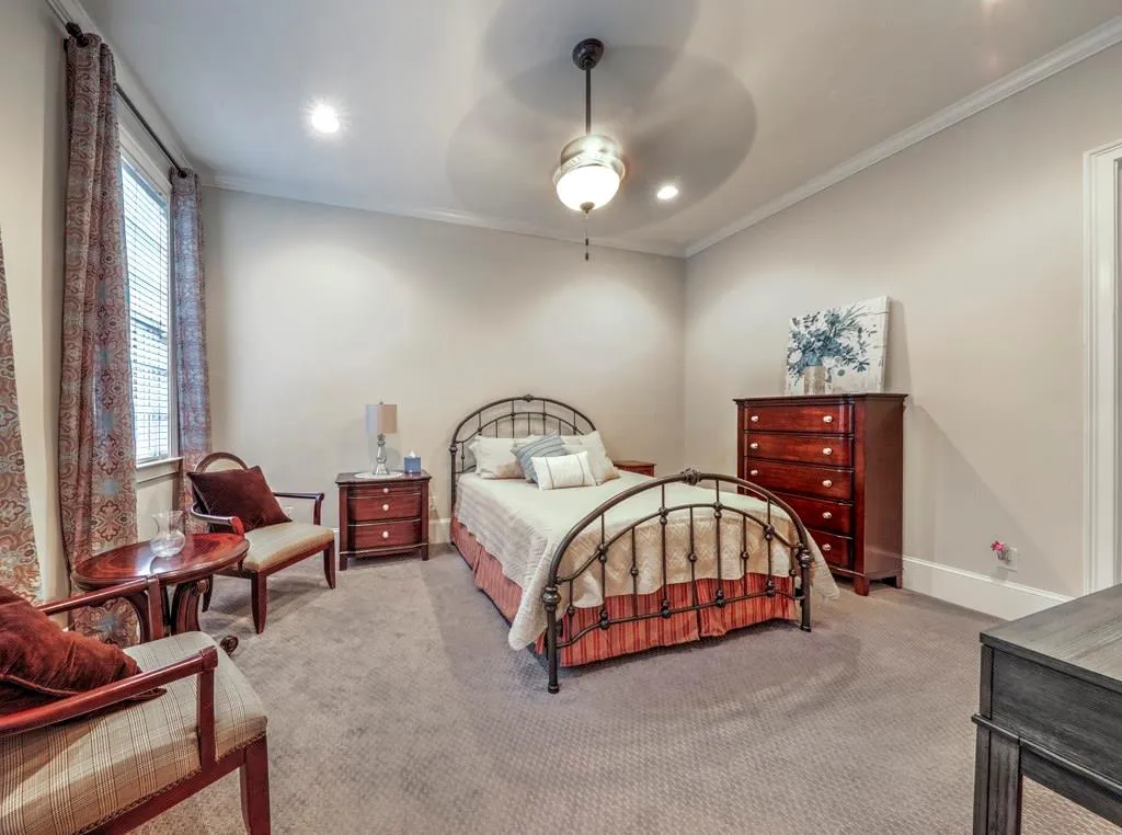 4956 Powers Ferry Road, Atlanta, Georgia 30327, 5 Bedrooms Bedrooms, ,4 BathroomsBathrooms,Residential,Sold,4956 Powers Ferry Road,6073313