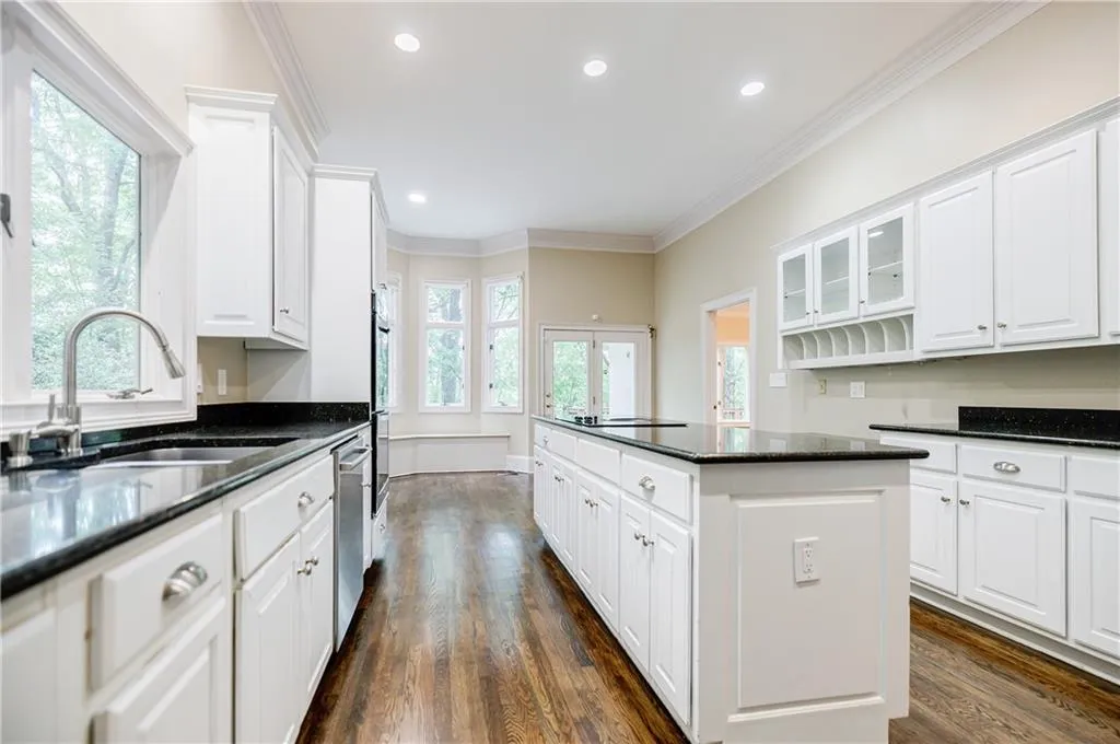 5490 Powers Overlook Court, Atlanta, Georgia 30327, 5 Bedrooms Bedrooms, ,3 BathroomsBathrooms,Residential,Sold,5490 Powers Overlook Court,7505932