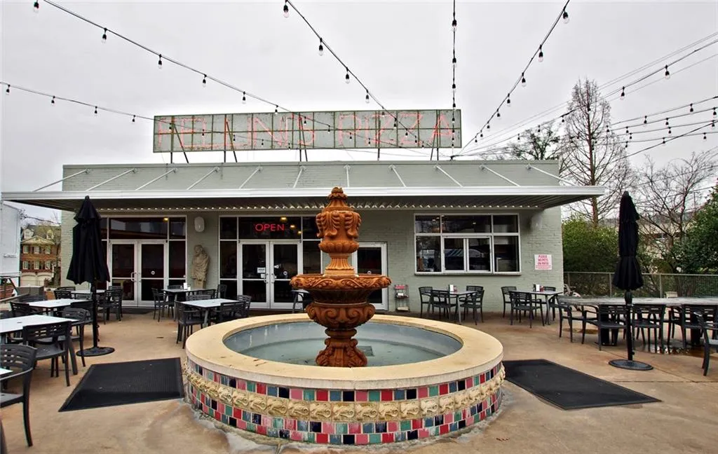 2855 Peachtree Road Ne Unit 115, Atlanta, Georgia 30305, 2 Bedrooms Bedrooms, ,2 BathroomsBathrooms,Residential,Sold,2855 Peachtree Road Ne Unit 115,5964517