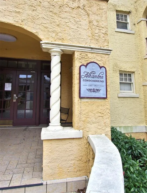 2855 Peachtree Road Ne Unit 115, Atlanta, Georgia 30305, 2 Bedrooms Bedrooms, ,2 BathroomsBathrooms,Residential,Sold,2855 Peachtree Road Ne Unit 115,5964517