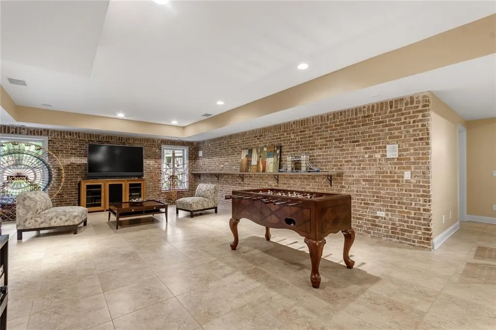 5645 Whitner Drive, Atlanta, Georgia 30327, 6 Bedrooms Bedrooms, ,7 BathroomsBathrooms,Residential,Sold,5645 Whitner Drive,7008043