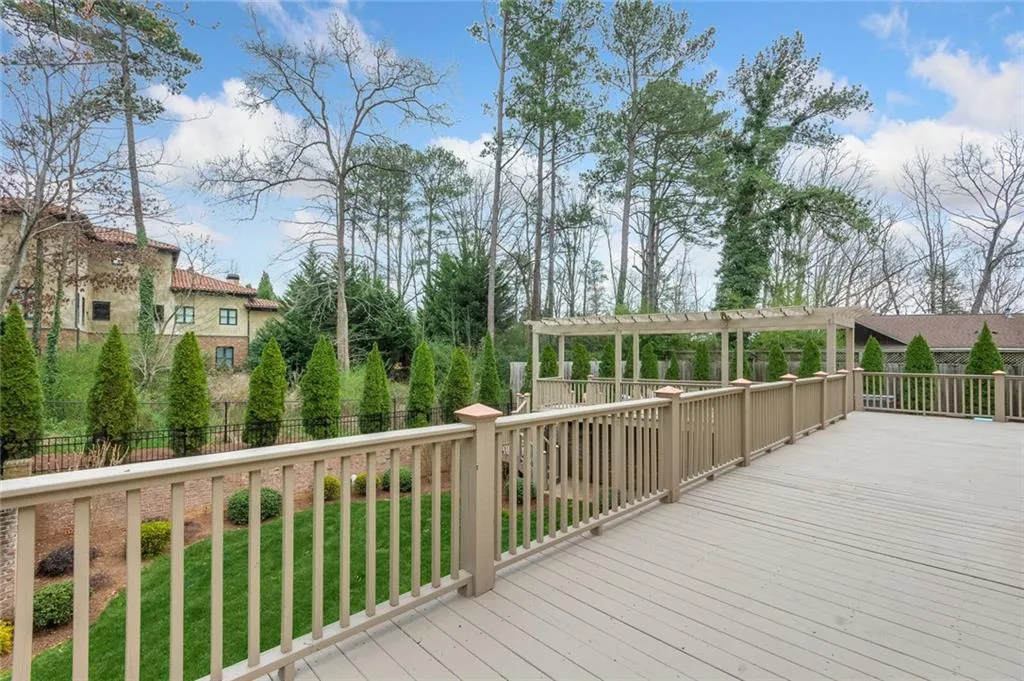 5645 Whitner Drive, Atlanta, Georgia 30327, 6 Bedrooms Bedrooms, ,7 BathroomsBathrooms,Residential,Sold,5645 Whitner Drive,7008043