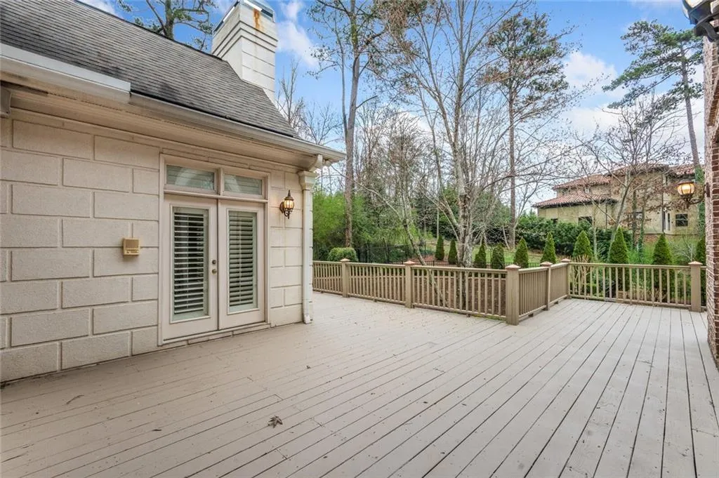 5645 Whitner Drive, Atlanta, Georgia 30327, 6 Bedrooms Bedrooms, ,7 BathroomsBathrooms,Residential,Sold,5645 Whitner Drive,7008043