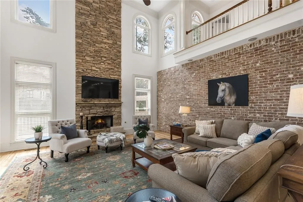 5645 Whitner Drive, Atlanta, Georgia 30327, 6 Bedrooms Bedrooms, ,7 BathroomsBathrooms,Residential,Sold,5645 Whitner Drive,7008043