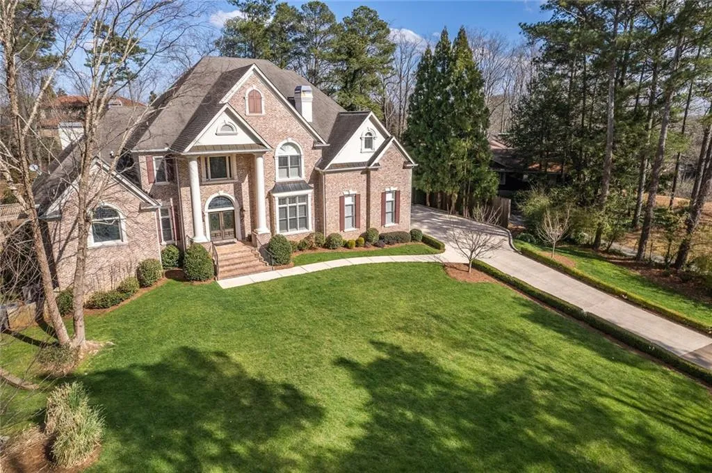 5645 Whitner Drive, Atlanta, Georgia 30327, 6 Bedrooms Bedrooms, ,7 BathroomsBathrooms,Residential,Sold,5645 Whitner Drive,7008043