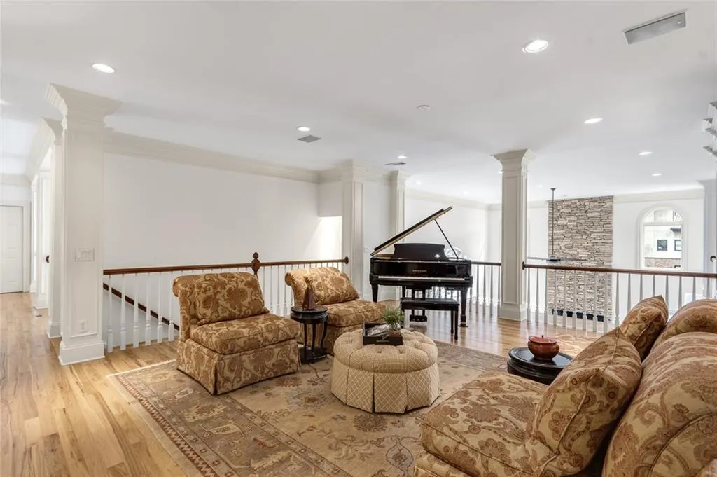 5645 Whitner Drive, Atlanta, Georgia 30327, 6 Bedrooms Bedrooms, ,7 BathroomsBathrooms,Residential,Sold,5645 Whitner Drive,7008043