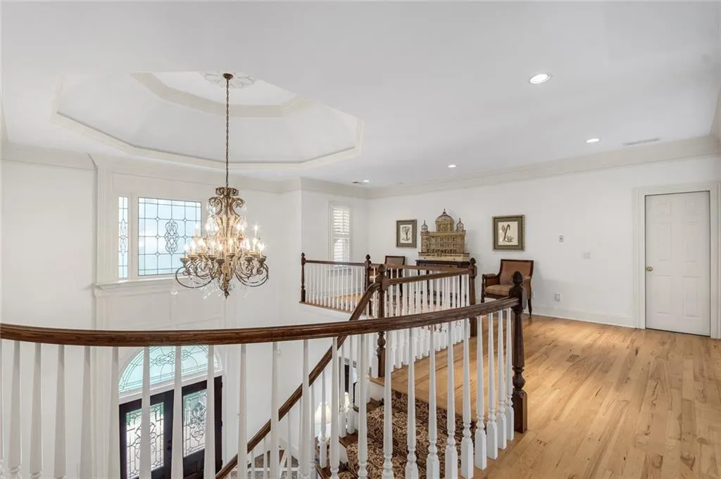 5645 Whitner Drive, Atlanta, Georgia 30327, 6 Bedrooms Bedrooms, ,7 BathroomsBathrooms,Residential,Sold,5645 Whitner Drive,7008043