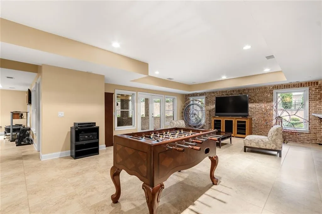 5645 Whitner Drive, Atlanta, Georgia 30327, 6 Bedrooms Bedrooms, ,7 BathroomsBathrooms,Residential,Sold,5645 Whitner Drive,7008043