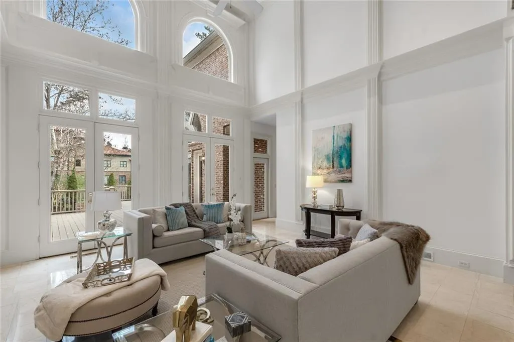 5645 Whitner Drive, Atlanta, Georgia 30327, 6 Bedrooms Bedrooms, ,7 BathroomsBathrooms,Residential,Sold,5645 Whitner Drive,7008043