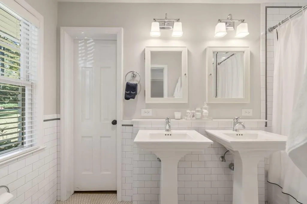 4775 Westfield Drive, Atlanta, Georgia 30342, 4 Bedrooms Bedrooms, ,3 BathroomsBathrooms,Residential,Sold,4775 Westfield Drive,7677876