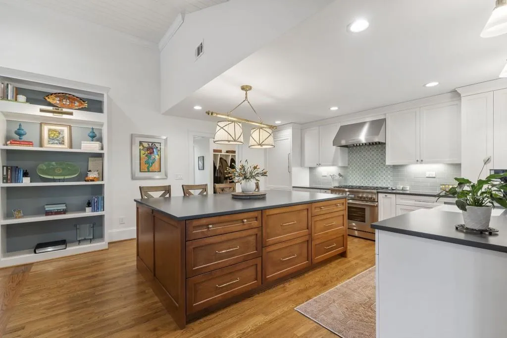 4775 Westfield Drive, Atlanta, Georgia 30342, 4 Bedrooms Bedrooms, ,3 BathroomsBathrooms,Residential,Sold,4775 Westfield Drive,7677876