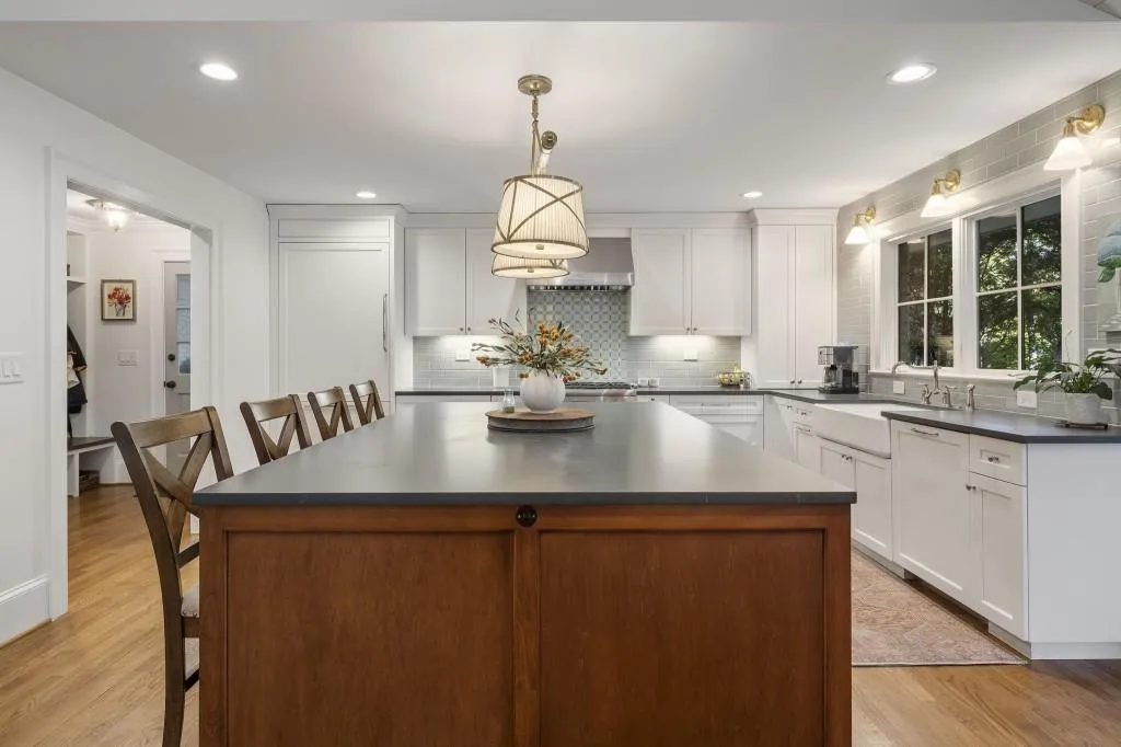 4775 Westfield Drive, Atlanta, Georgia 30342, 4 Bedrooms Bedrooms, ,3 BathroomsBathrooms,Residential,Sold,4775 Westfield Drive,7677876