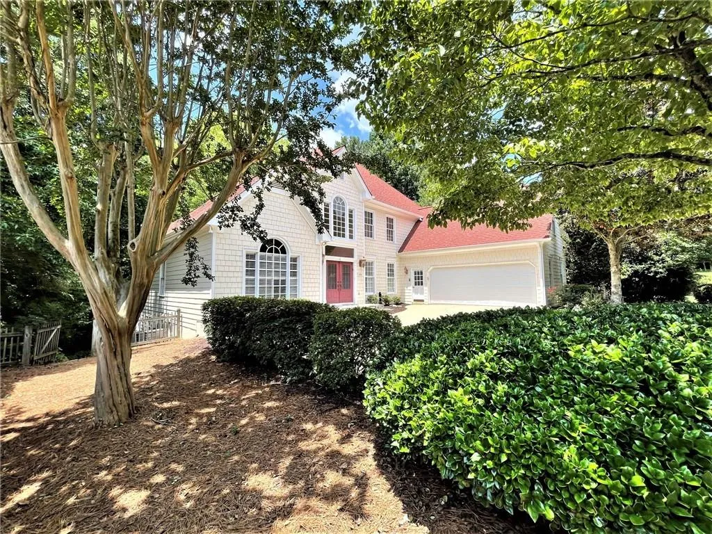 7440 Brandonshire Road, Sandy Springs, Georgia 30350, 6 Bedrooms Bedrooms, ,4 BathroomsBathrooms,Residential,Sold,7440 Brandonshire Road,7116253