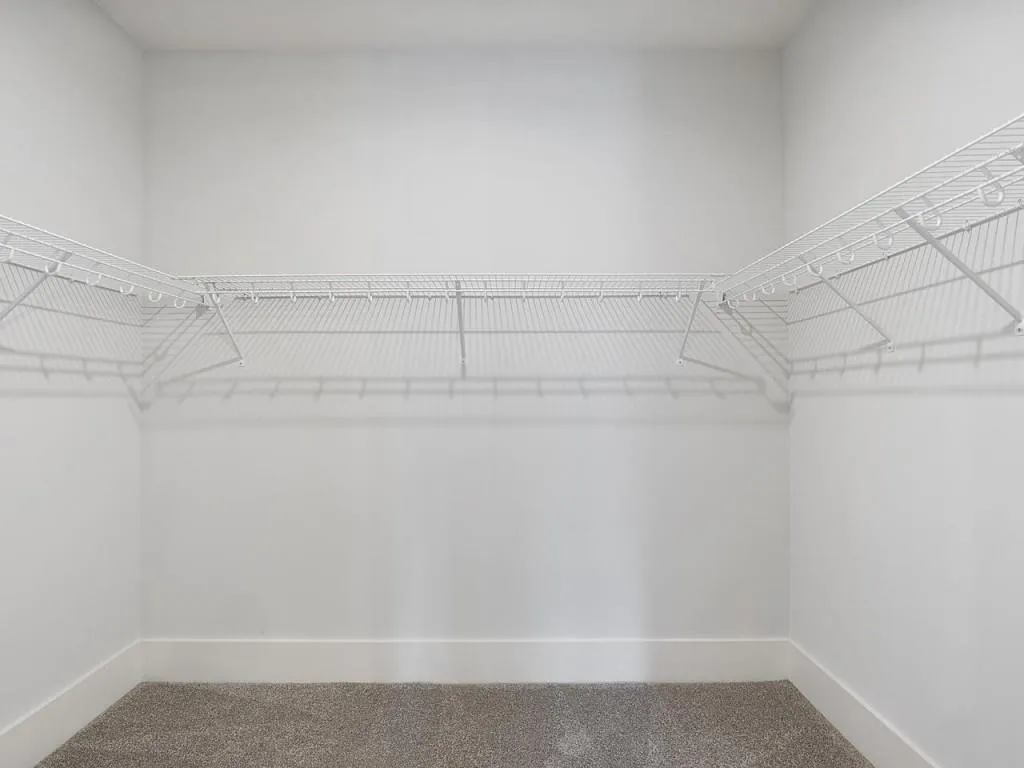 6890 Peachtree Dunwoody Road Unit 202, Sandy Springs, Georgia 30328, 2 Bedrooms Bedrooms, ,2 BathroomsBathrooms,Residential,Sold,6890 Peachtree Dunwoody Road Unit 202,6986568