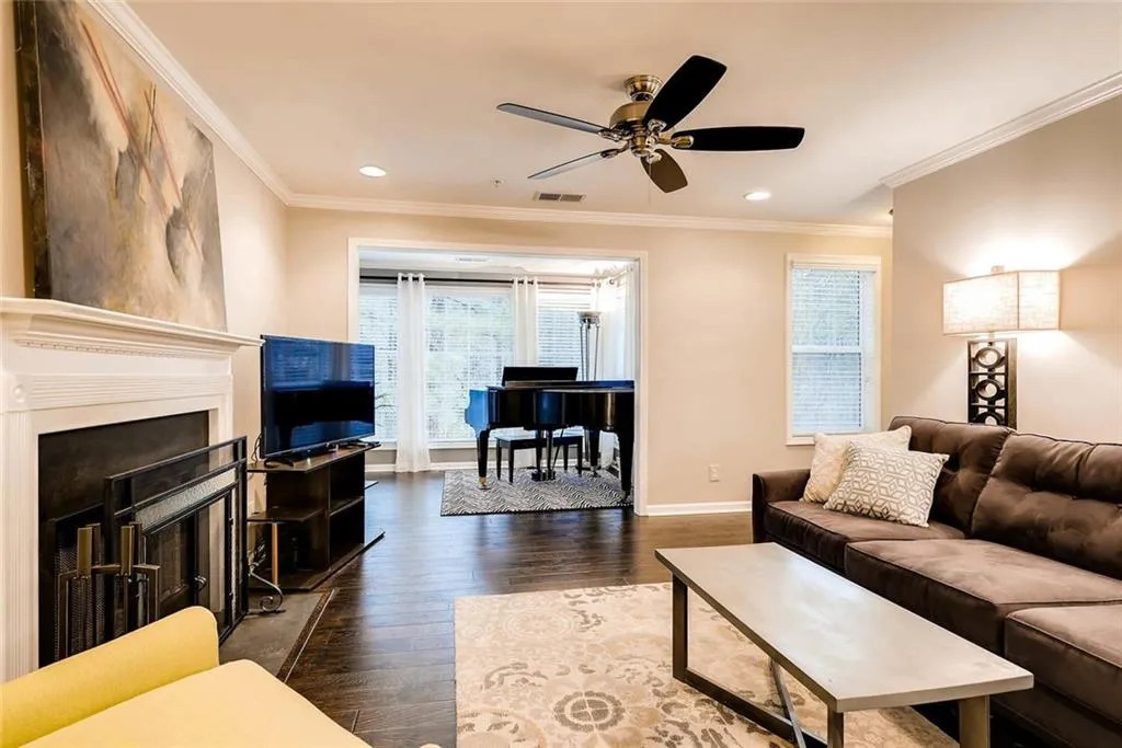 1407 Gettysburg Place, Sandy Springs, Georgia 30350, 2 Bedrooms Bedrooms, ,2 BathroomsBathrooms,Residential,Sold,1407 Gettysburg Place,5796550 1407 Gettysburg Place, Sandy Springs, Georgia 30350, 2 Bedrooms Bedrooms, ,2 BathroomsBathrooms,Residential,Sold,1407 Gettysburg Place,5796550