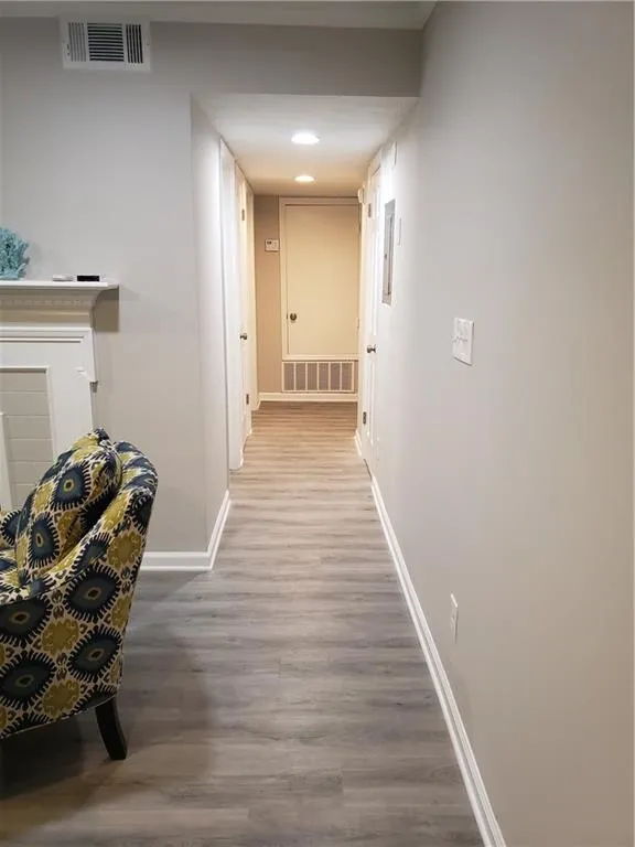 325 Winding River Drive Unit E, Sandy Springs, Georgia 30350, 2 Bedrooms Bedrooms, ,2 BathroomsBathrooms,Residential,Sold,325 Winding River Drive Unit E,6804160