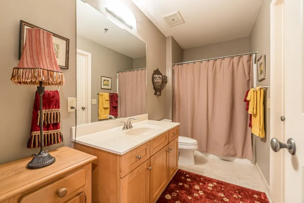 6105 Blue Stone Road Unit 319, Sandy Springs, Georgia 30328, 2 Bedrooms Bedrooms, ,2 BathroomsBathrooms,Residential,Sold,6105 Blue Stone Road Unit 319,7099956 6105 Blue Stone Road Unit 319, Sandy Springs, Georgia 30328, 2 Bedrooms Bedrooms, ,2 BathroomsBathrooms,Residential,Sold,6105 Blue Stone Road Unit 319,7099956