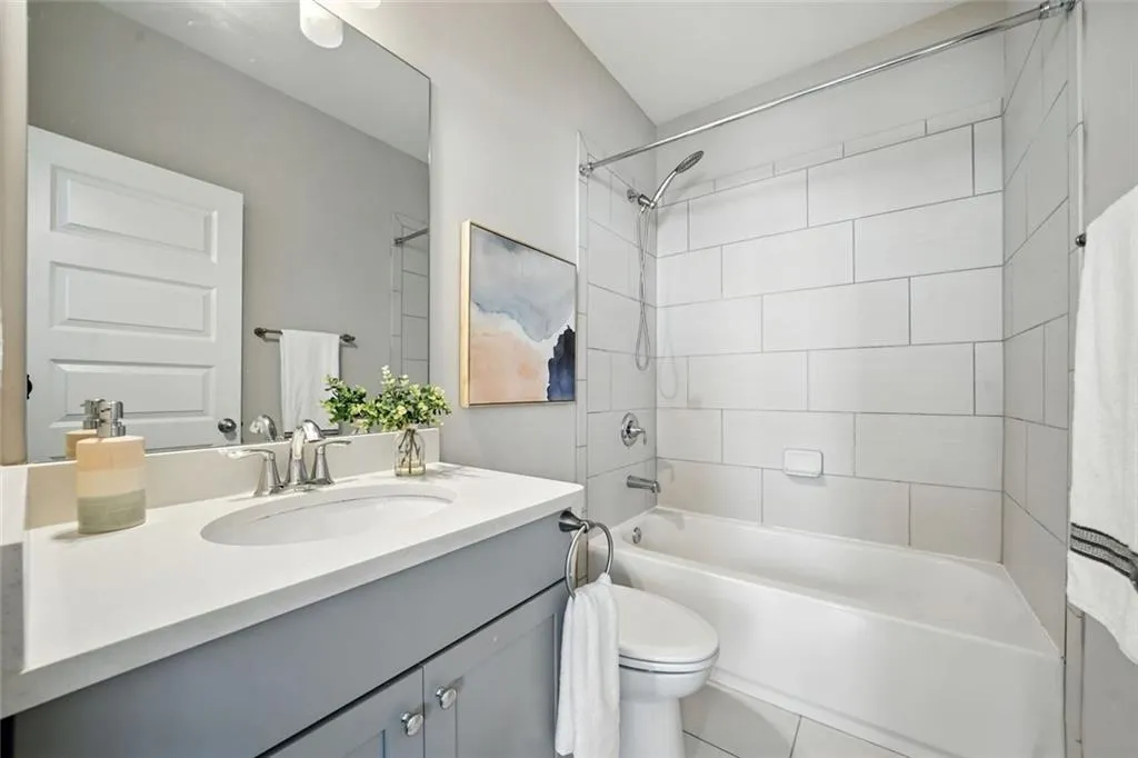 618 Morning Glory Place Ne, Atlanta, Georgia 30324, 4 Bedrooms Bedrooms, ,3 BathroomsBathrooms,Residential,For Sale,618 Morning Glory Place Ne,7636419