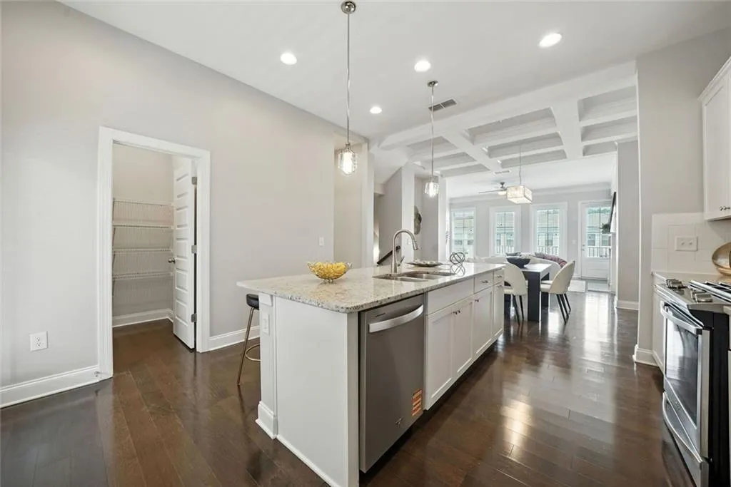 618 Morning Glory Place Ne, Atlanta, Georgia 30324, 4 Bedrooms Bedrooms, ,3 BathroomsBathrooms,Residential,For Sale,618 Morning Glory Place Ne,7636419