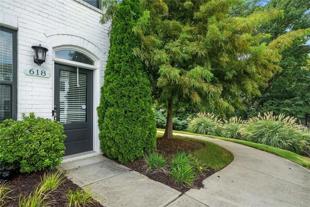 618 Morning Glory Place Ne, Atlanta, Georgia 30324, 4 Bedrooms Bedrooms, ,3 BathroomsBathrooms,Residential,For Sale,618 Morning Glory Place Ne,7636419